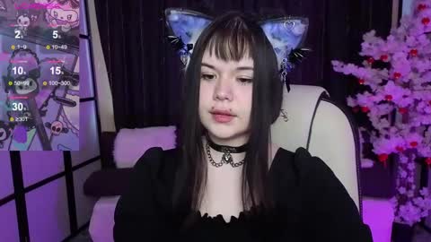 Snapshot of clairefaers chatting on 04.19.26 Claire Faers online show from 04.19.26