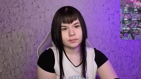 Snapshot of clairefaers chatting on 05.16.26 Claire Faers online show from 05.16.26