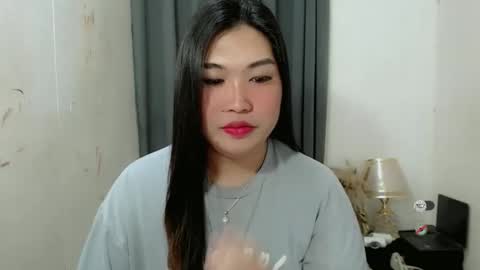 CLAIRE online show from 10.04.25