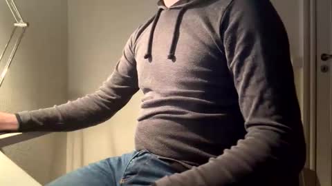 clamshive7 online show from 10.25.25