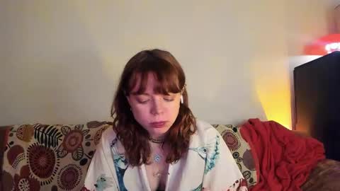 Snapshot of clancyosbourne chatting on 01.12.25 Clancy online show from 01.12.25