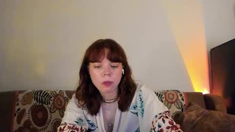 Snapshot of clancyosbourne chatting on 01.31.25 Clancy online show from 01.31.25