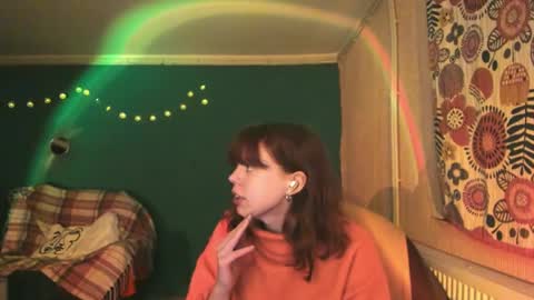 Snapshot of clancyosbourne chatting on 02.12.25 Clancy online show from 02.12.25