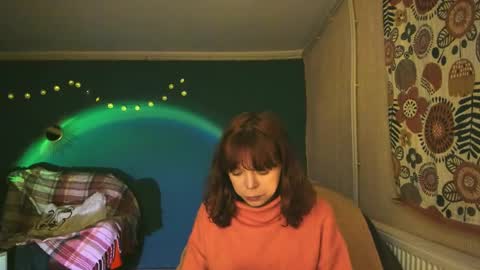 Snapshot of clancyosbourne chatting on 02.12.25 Clancy online show from 02.12.25