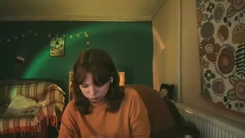 Snapshot of clancyosbourne chatting on 03.04.25 Clancy online show from 03.04.25