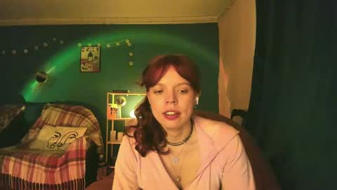 Snapshot of clancyosbourne chatting on 03.07.25 Clancy online show from 03.07.25