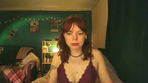 Snapshot of clancyosbourne chatting on 03.11.25 Clancy online show from 03.11.25