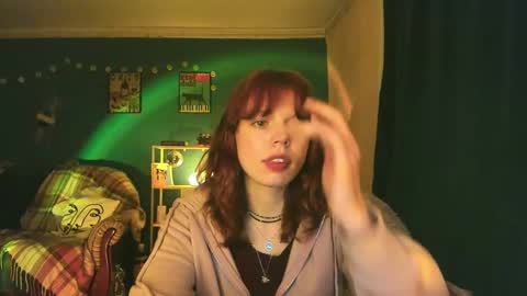 Snapshot of clancyosbourne chatting on 03.12.25 Clancy online show from 03.12.25