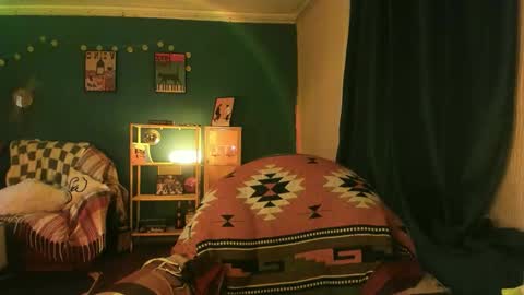 Snapshot of clancyosbourne chatting on 09.09.25 Clancy online show from 09.09.25