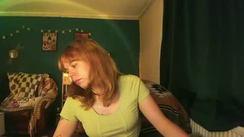 Snapshot of clancyosbourne chatting on 09.13.25 Clancy online show from 09.13.25