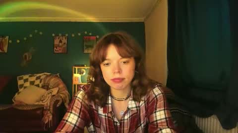 Snapshot of clancyosbourne chatting on 09.21.25 Clancy online show from 09.21.25