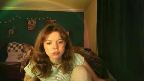 Snapshot of clancyosbourne chatting on 09.30.25 Clancy online show from 09.30.25