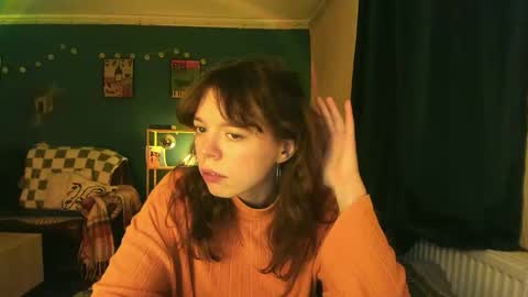 Snapshot of clancyosbourne chatting on 11.14.25 Clancy online show from 11.14.25