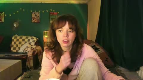 Snapshot of clancyosbourne chatting on 11.15.25 Clancy online show from 11.15.25