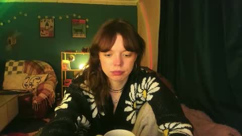 Snapshot of clancyosbourne chatting on 11.25.25 Clancy online show from 11.25.25