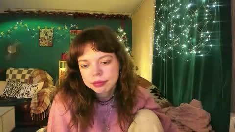 Snapshot of clancyosbourne chatting on 12.18.25 Clancy online show from 12.18.25