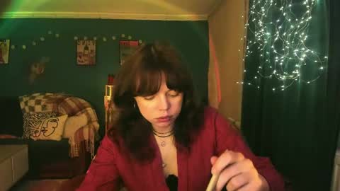 Snapshot of clancyosbourne chatting on 04.16.26 Clancy online show from 04.16.26