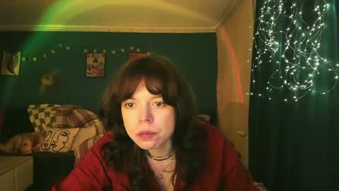 Snapshot of clancyosbourne chatting on 04.19.26 Clancy online show from 04.19.26