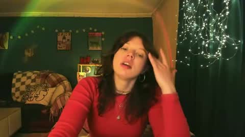 Snapshot of clancyosbourne chatting on 04.23.26 Clancy online show from 04.23.26