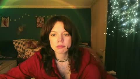 Snapshot of clancyosbourne chatting on 04.28.26 Clancy online show from 04.28.26