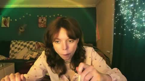 Snapshot of clancyosbourne chatting on 05.10.26 Clancy online show from 05.10.26