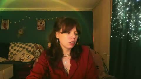 Snapshot of clancyosbourne chatting on 05.12.26 Clancy online show from 05.12.26