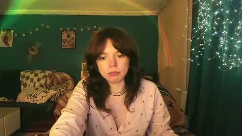 Snapshot of clancyosbourne chatting on 05.18.26 Clancy online show from 05.18.26