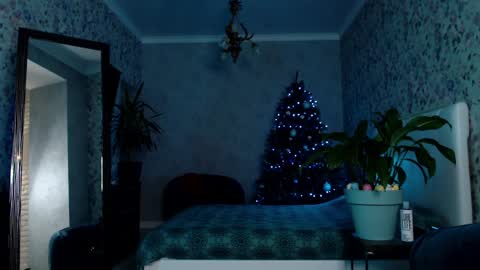 Snapshot of clara_bendover chatting on 01.06.25 Clara online show from 01.06.25