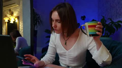 Snapshot of clara_bendover chatting on 04.06.26 Clara online show from 04.06.26