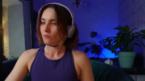 Snapshot of clara_bendover chatting on 07.19.26 Clara online show from 07.19.26