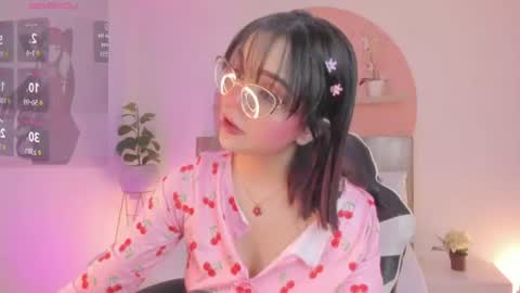 C L A R A online show from 07.11.26