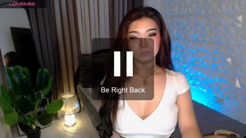 Snapshot of claraakhasova chatting on 12.17.24 Samantha online show from 12.17.24