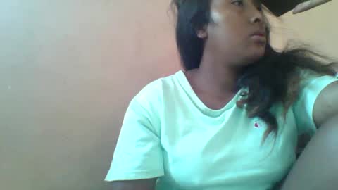 Clarah0123 online show from 01.06.25