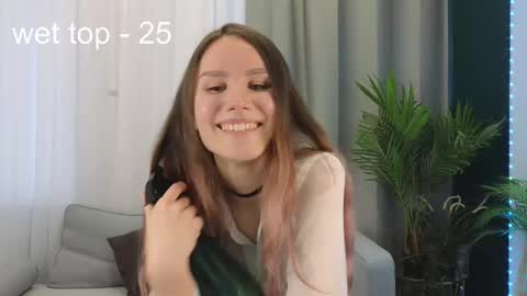 Claire online show from 03.05.25