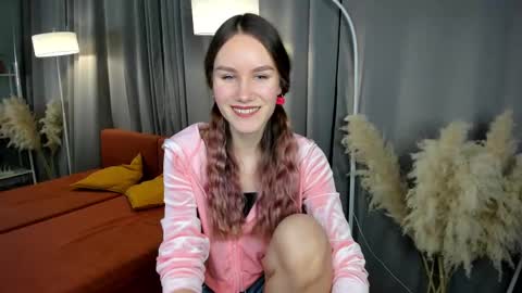 Claire online show from 03.07.25