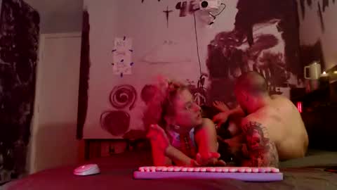 TrueRomanceSluts online show from 03.20.26