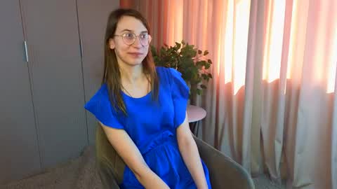 Snapshot of clarindakluse chatting on 05.24.26 Sara online show from 05.24.26