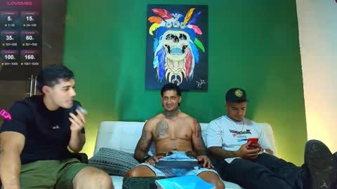 Juanpaindependent model online show from 10.23.25