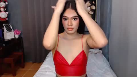 Snapshot of classy_maika chatting on 01.29.25 maika online show from 01.29.25