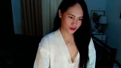 Snapshot of classy_sassy18 chatting on 05.25.26 Sassy online show from 05.25.26