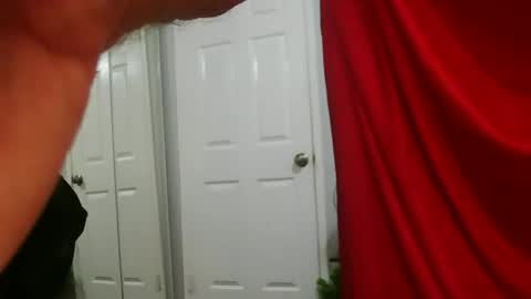 Claudia online show from 11.22.25