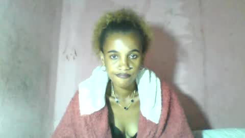 Snapshot of claudiannah chatting on 06.16.26 claudianne online show from 06.16.26