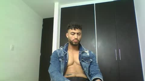 Snapshot of claybrown_ chatting on 05.24.26 Clay online show from 05.24.26