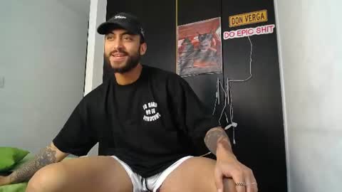 Snapshot of claybrown_ chatting on 07.03.26 Clay online show from 07.03.26