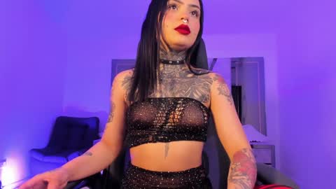 Cleo Adams online show from 02.04.25