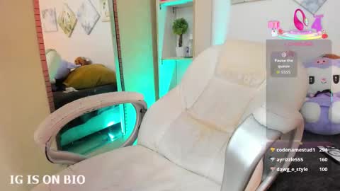 cleo online show from 11.23.25