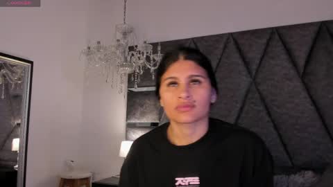 Snapshot of cleopatraa1 chatting on 05.17.26 Cleopatra online show from 05.17.26