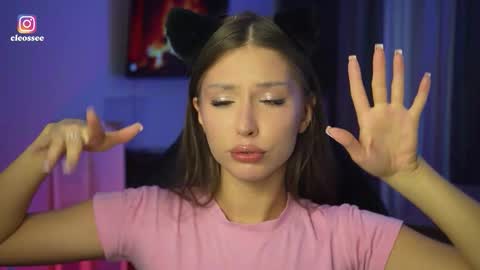 Snapshot of cleose chatting on 03.02.26 Cleo online show from 03.02.26