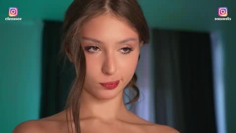 Snapshot of cleose chatting on 03.09.26 Cleo online show from 03.09.26