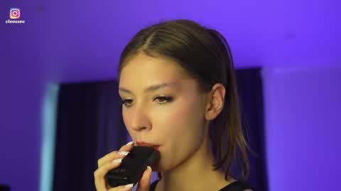 Snapshot of cleose chatting on 03.30.26 Cleo online show from 03.30.26